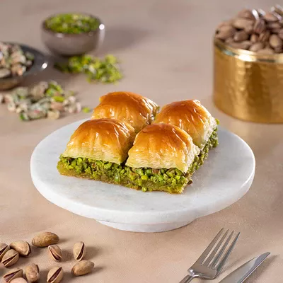 Özel Kare Fıstıklı Baklava